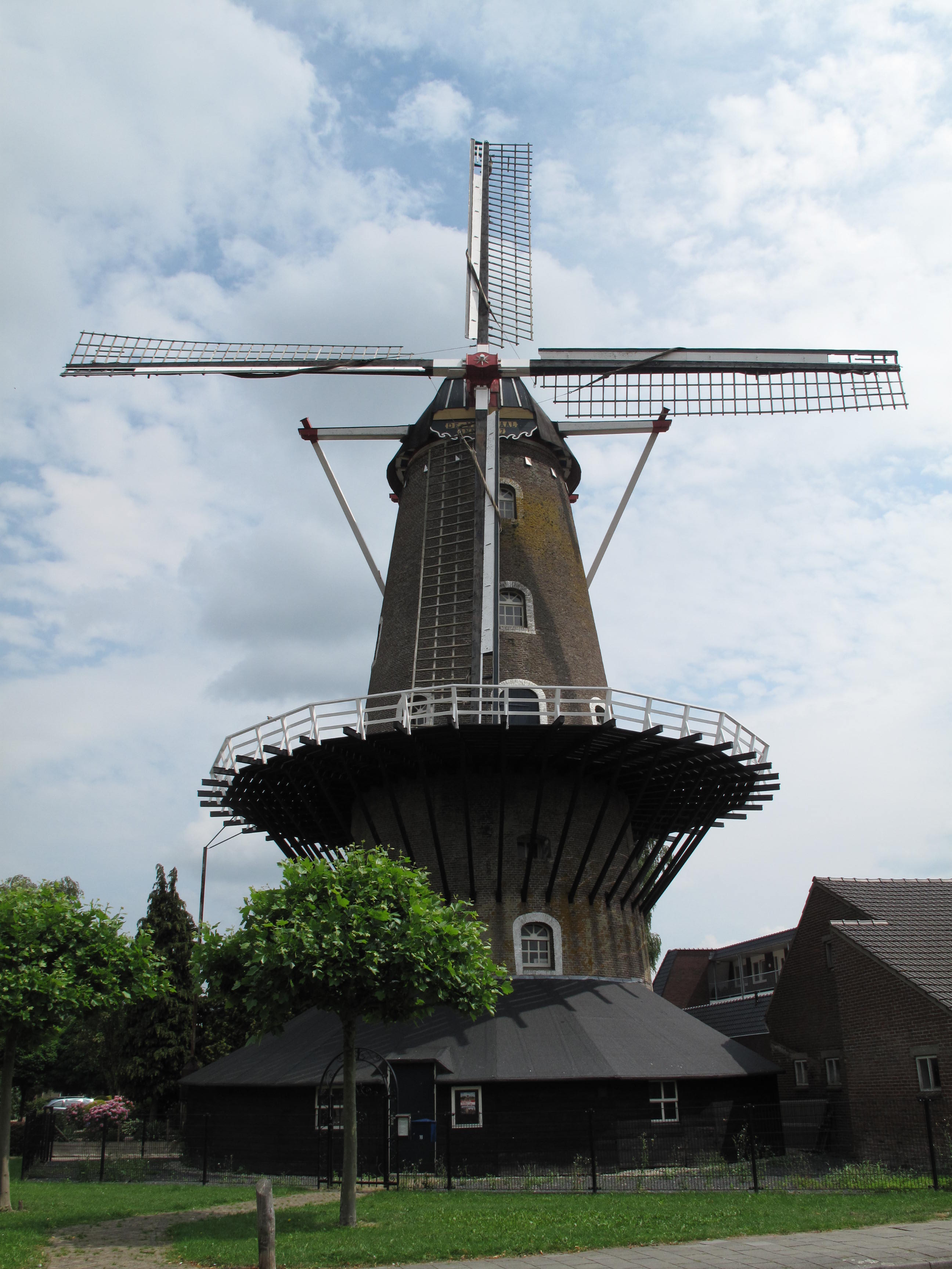 Foto van Beneden-Leeuwen